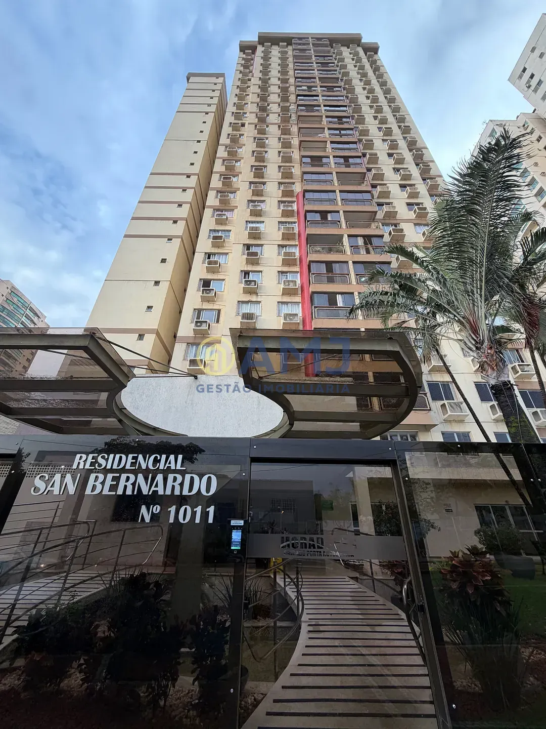 Imagem À VENDA | APARTAMENTO REFORMADO NO SETOR BUENO
