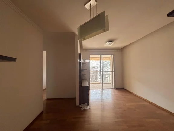 Imagem Apartamento à venda em São Paulo. Bairro Bela Vista: 3 quartos, 1 suíte, 1 sala, 2 banheiros, 1 vaga, 66m².