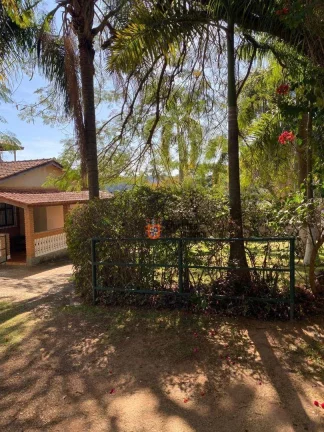Imagem Chácara com 3 dormitórios à venda, 1552 m² por R$ 1.050.000,00 - Rio Acima - Jundiaí/SP