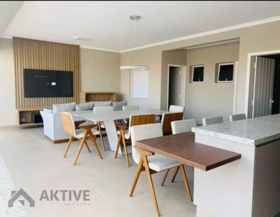 Imagem Casa de Condomínio em Alphaville - Santana de Parnaíba, SP