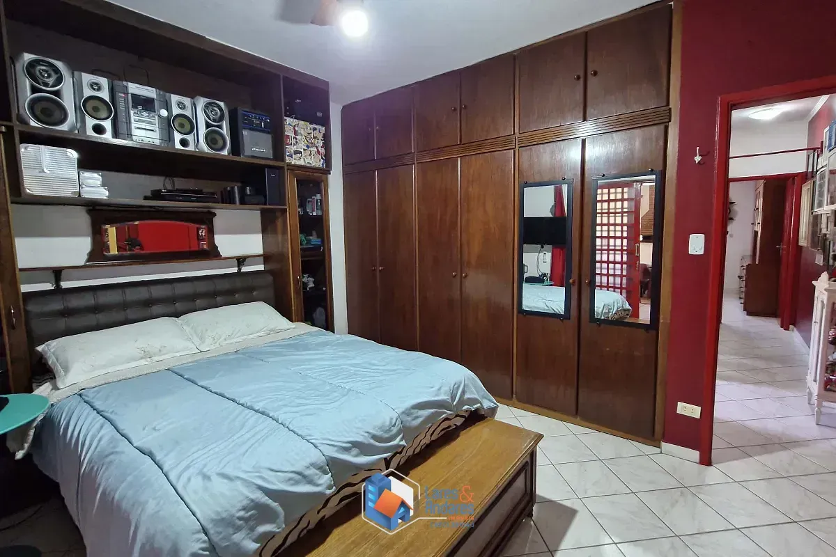 Imagem Sobrado para venda em Bortolândia com 3 quartos, 206m²