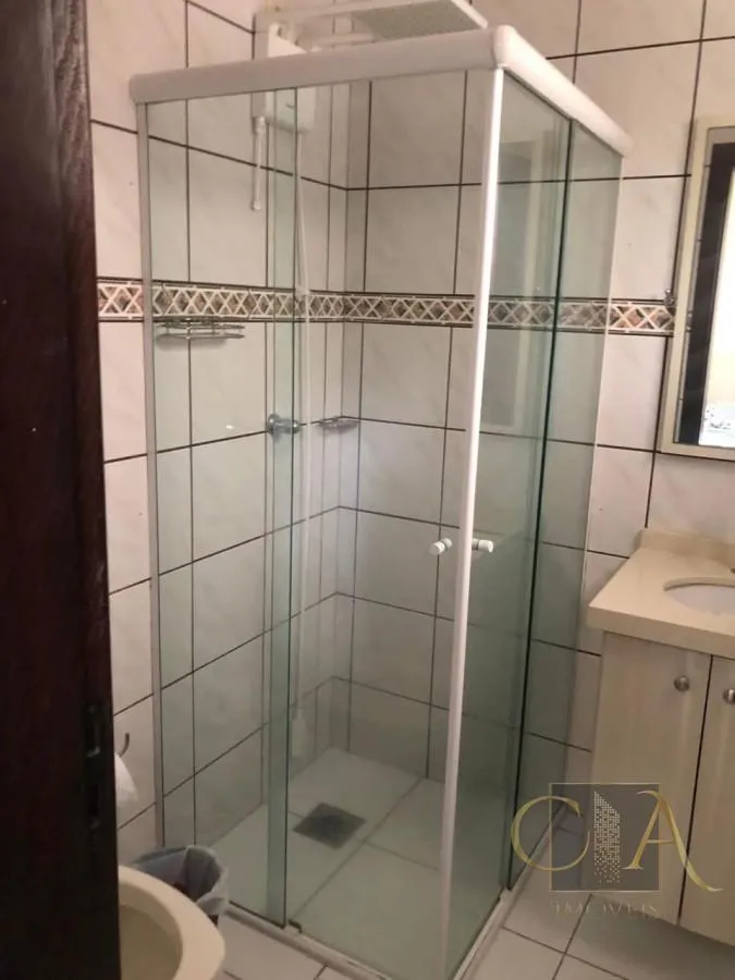 Imagem Casa para Temporada em Itapema, Centro, 3 dormitórios, 1 suíte, 2 banheiros, 2 vagas