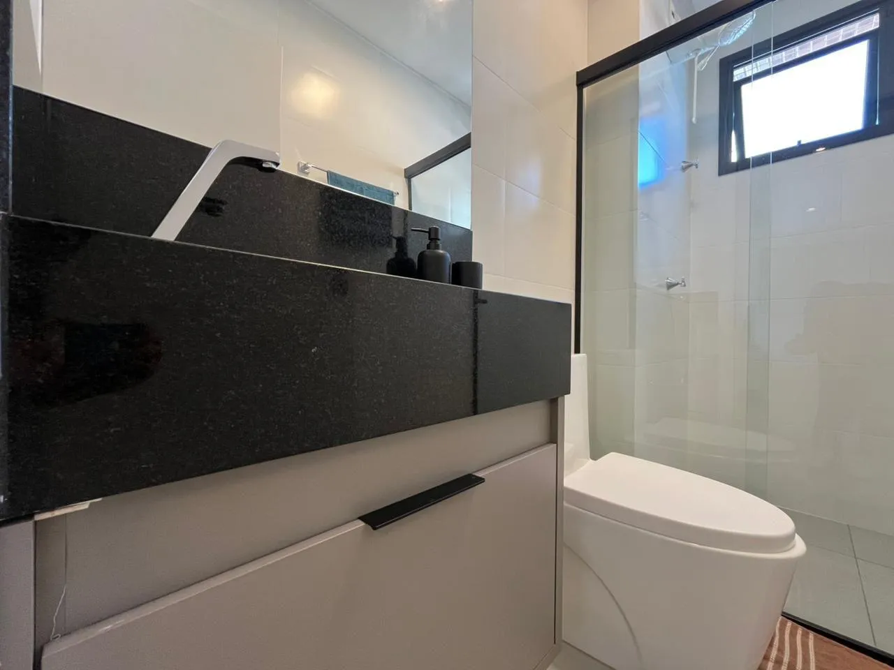 Imagem Apartamento com vista para o mar à venda com 53m2 por R$ 1.390.000,00
