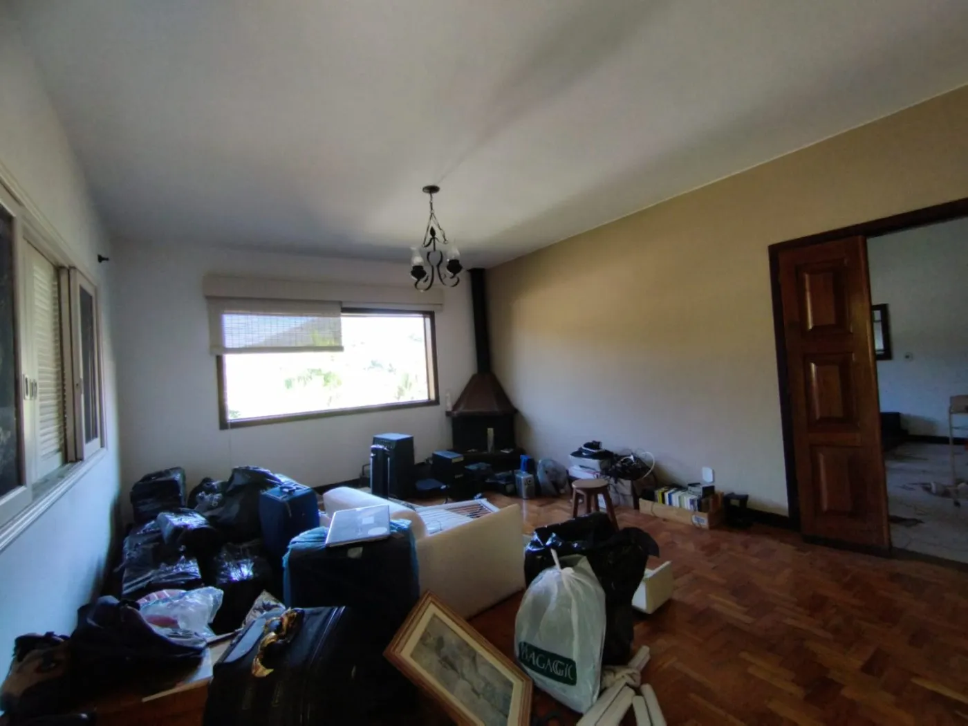 Imagem Casa para Venda em Petrópolis / RJ no bairro Coronel Veiga