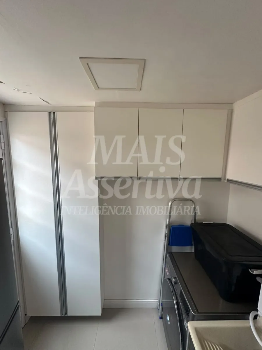 Imagem Ótimo sobrado à venda semi mobiliado no Condomínio Vale das Figueiras em Novo Hamburgo