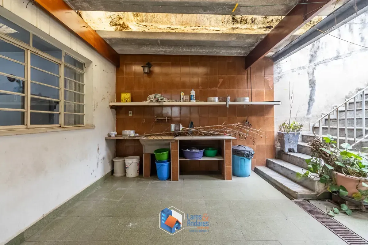 Imagem Sobrado para venda em Conjunto Residencial Jardim Canaã com 4 quartos, sendo 1 suíte, 382m²