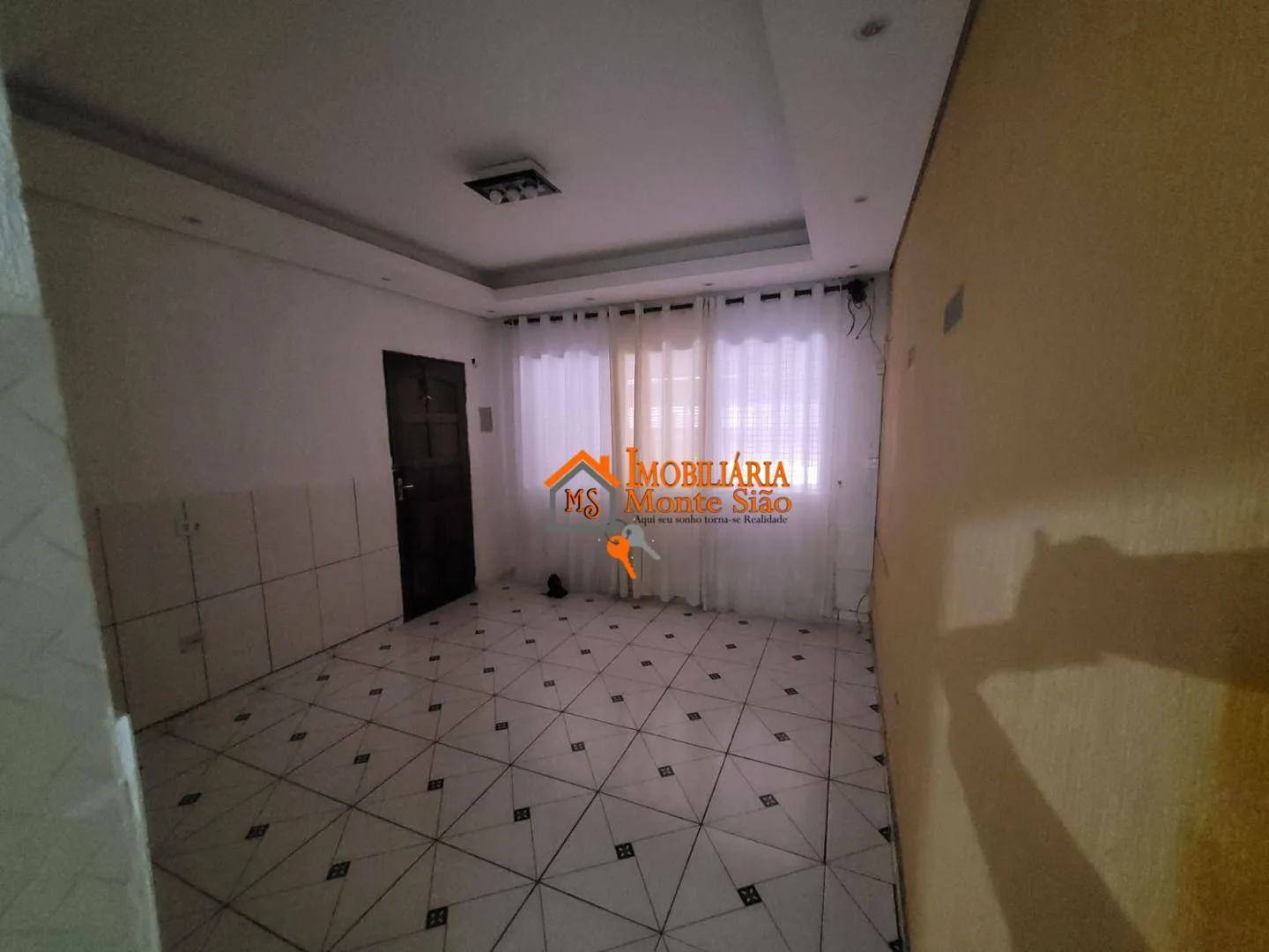 Imagem Sobrado com 6 dormitórios à venda, 375 m² por R$ 795.000 - Cidade Serodio - Guarulhos/SP