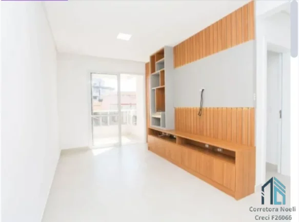 Imagem Apartamento, ensolarado, sacada com churrasqueira, 03 quartos c/suíte, na Praia dos Ingleses em Florianópolis -SC.