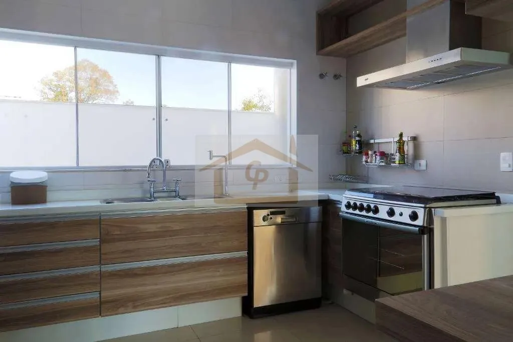 Imagem Golf Village | Moderna, 3 suítes, vista espetacular, gourmet, piscina e lareira
