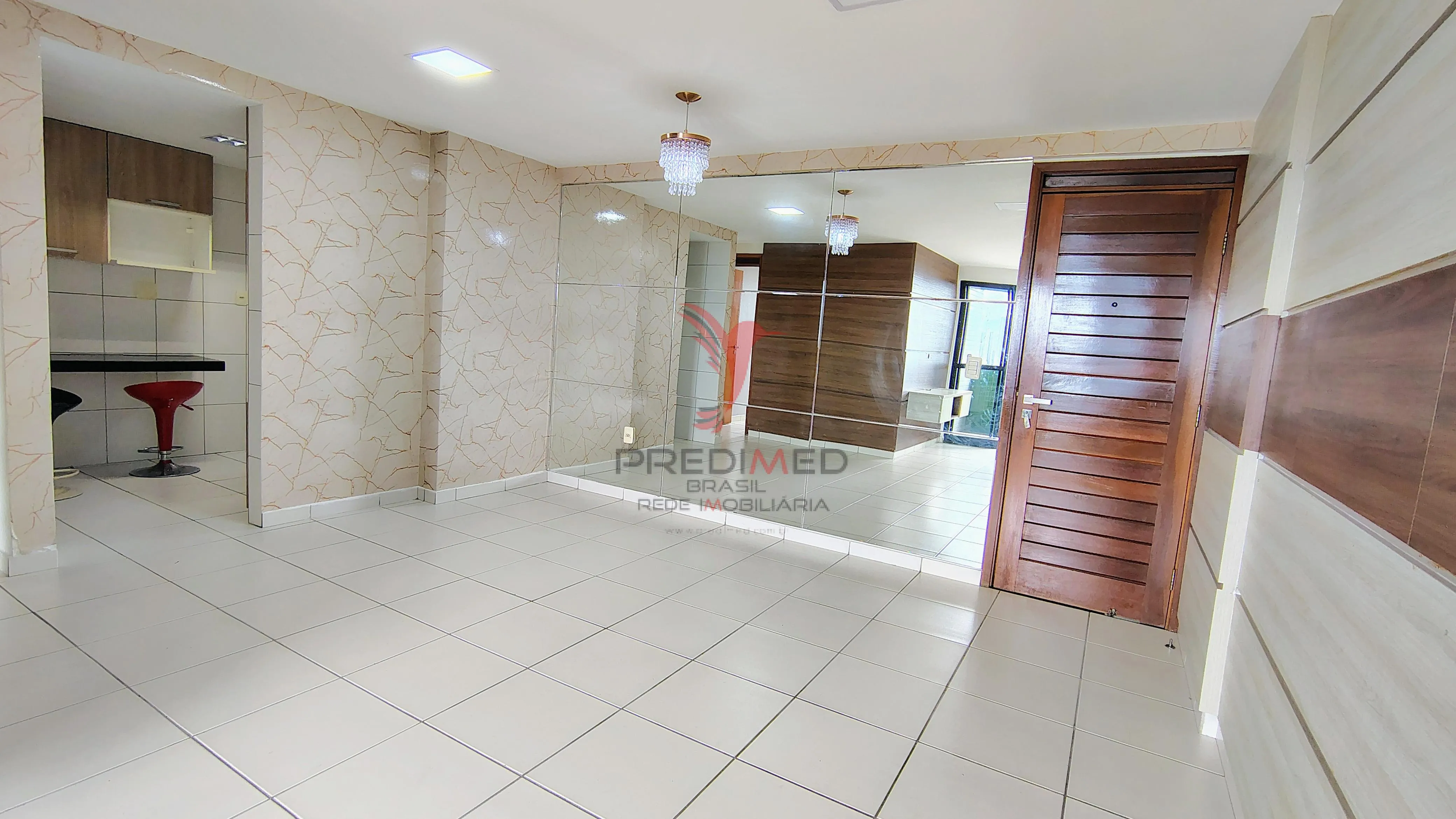 Imagem Lindo apartamento no Bairro dos Estados,andar alto, Varanda com vista mar à venda