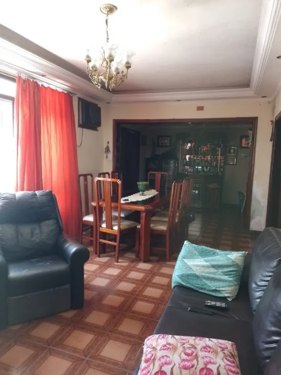 Imagem CASA COM 186,00 m² - BOQUEIRÃO - PRAIA GRANDE SP