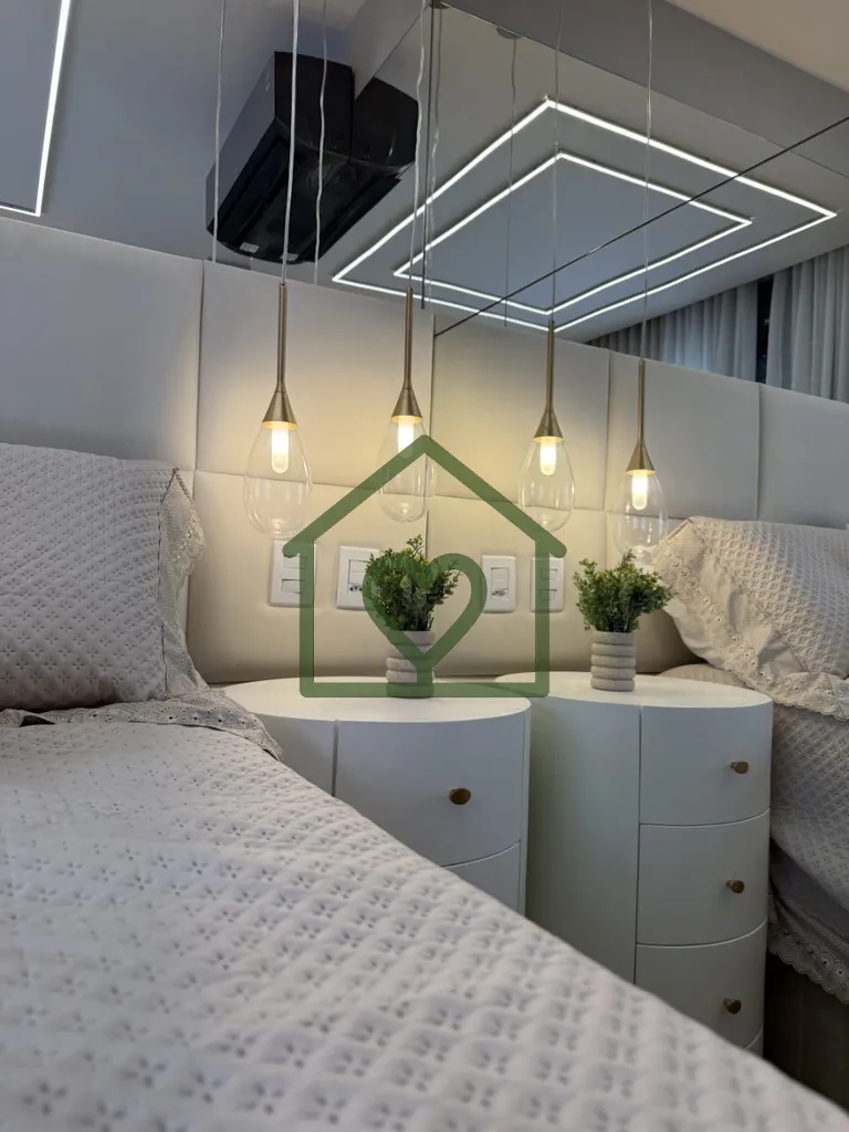 Imagem APARTAMENTO I 2 DORMITÓRIOS I 1 SUÍTE I MOBILIADO I VAGA I CRISTAL I ZONA SUL 
 
ABRIANOS vende ma...
