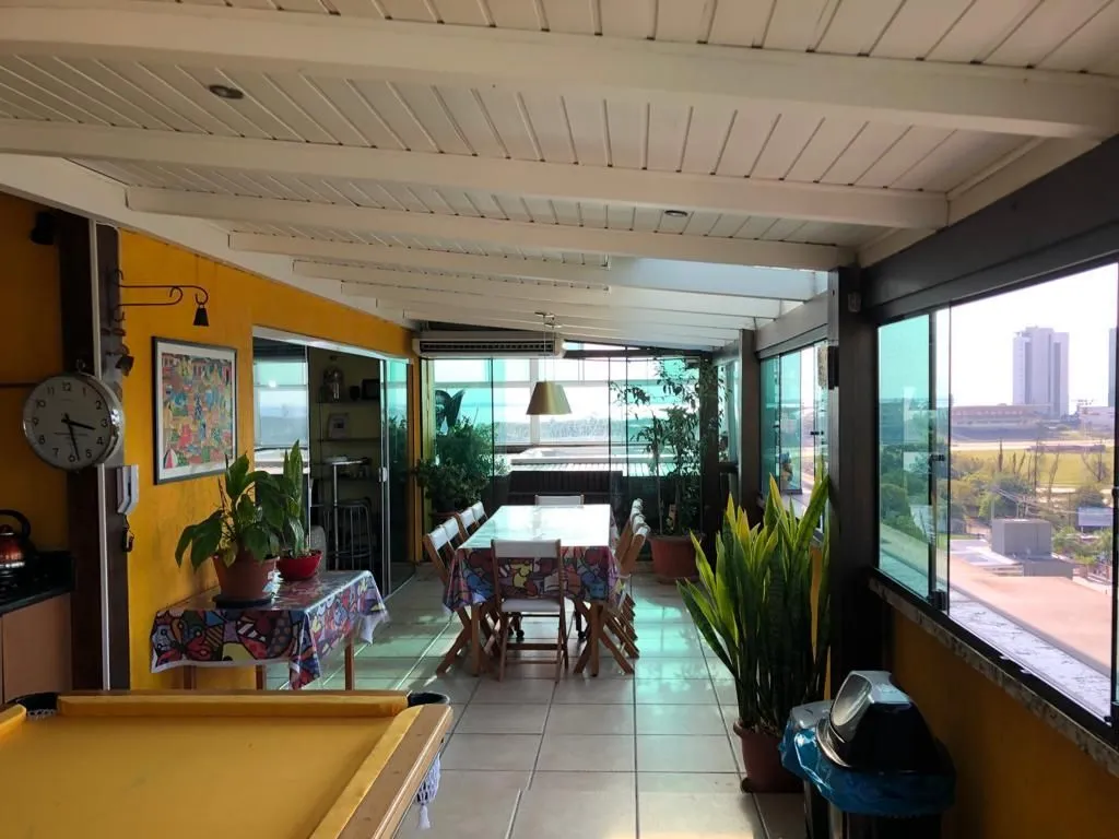 Imagem Cobertura Duplex de Alto Padrão Bairro Cristal - Porto Alegre