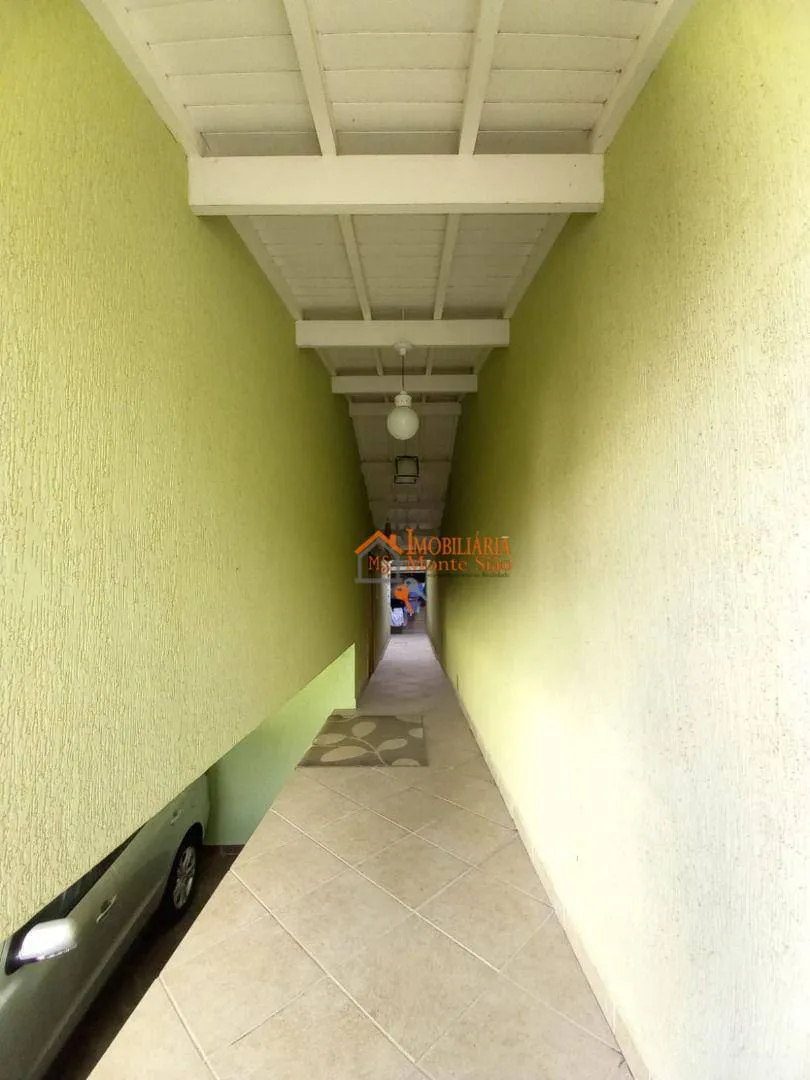 Imagem Sobrado com 3 dormitórios à venda, 200 m² por R$ 1.100.000,00 - Parque Flamengo - Guarulhos/SP