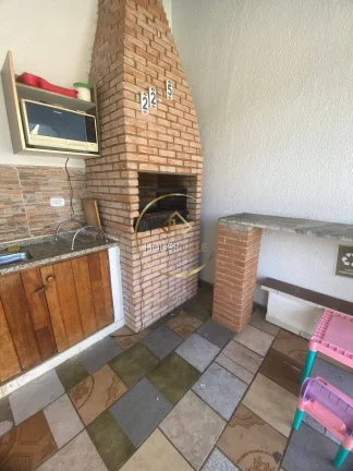Imagem Casa, 2 Quartos (1 Suite), Pscina, Edícula, Bosque dos Eucaliptos, SJC