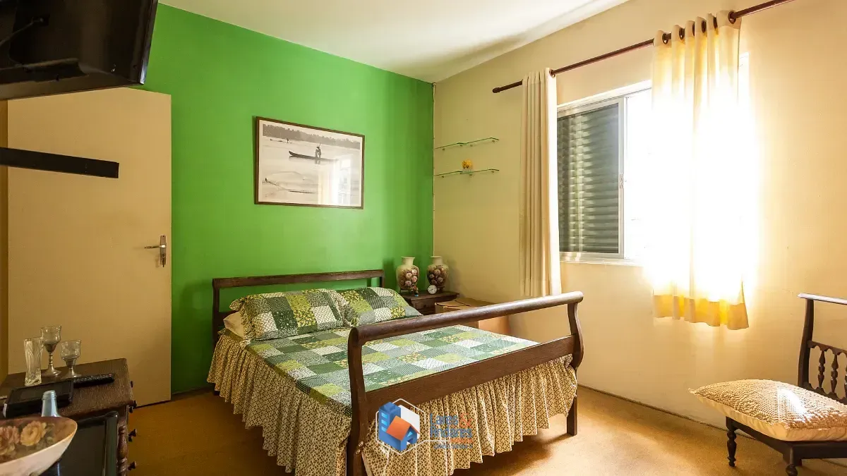 Imagem Casa para venda em Vila Cordeiro com 5 quartos, sendo 1 suíte, 154m²