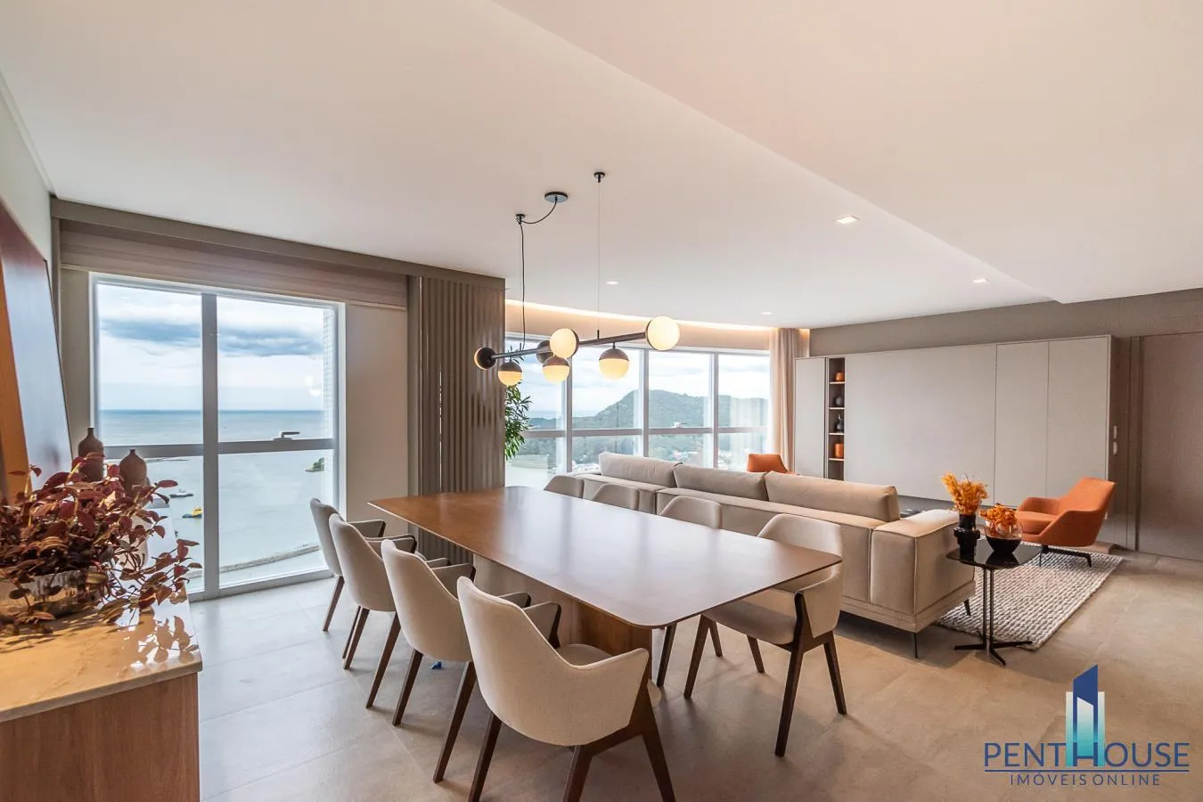 Imagem Cobertura Duplex para Venda em Itajaí, FAZENDA, 3 dormitórios, 3 suítes, 5 banheiros, 4 vagas