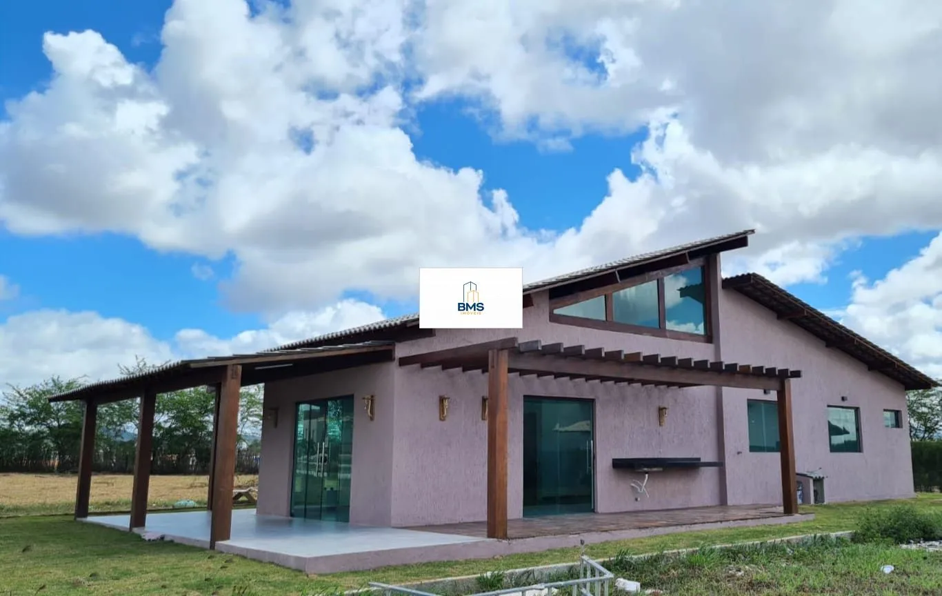 Casa em Gravatá com 3 quartos em Santana, Gravatá - PE