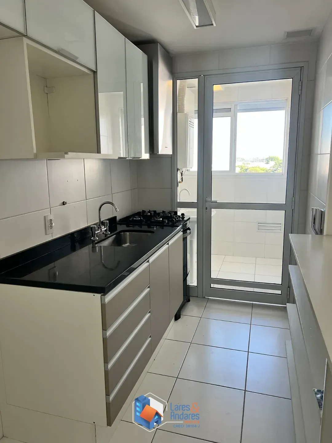 Imagem Apartamento para venda em Vila Anastácio com 2 quartos, sendo 1 suíte, 70m²