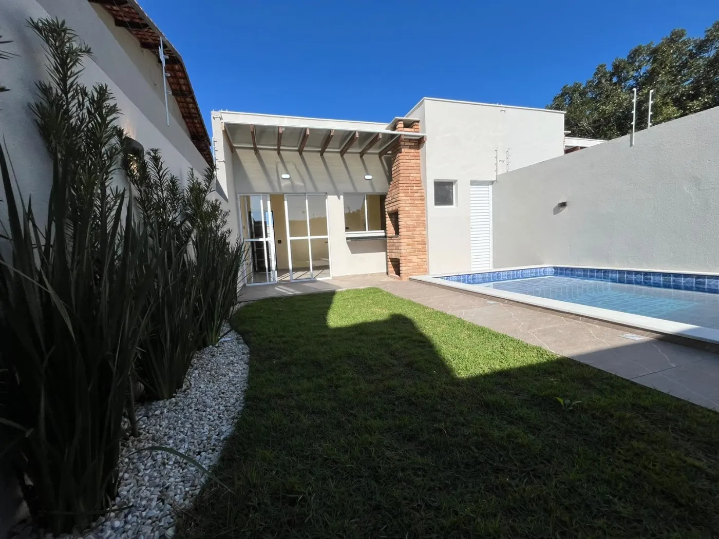 Imagem Casa para Venda em Itanhaém, Jamaica (Praia), 2 dormitórios, 1 suíte, 2 banheiros, 2 vagas