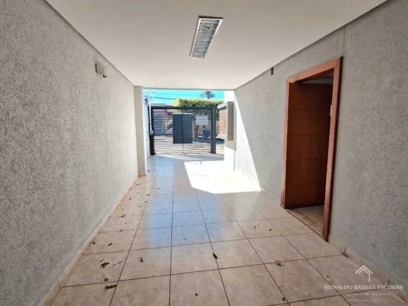 Imagem Oportunidade - Casa térrea com piscina à venda no Novos Estados