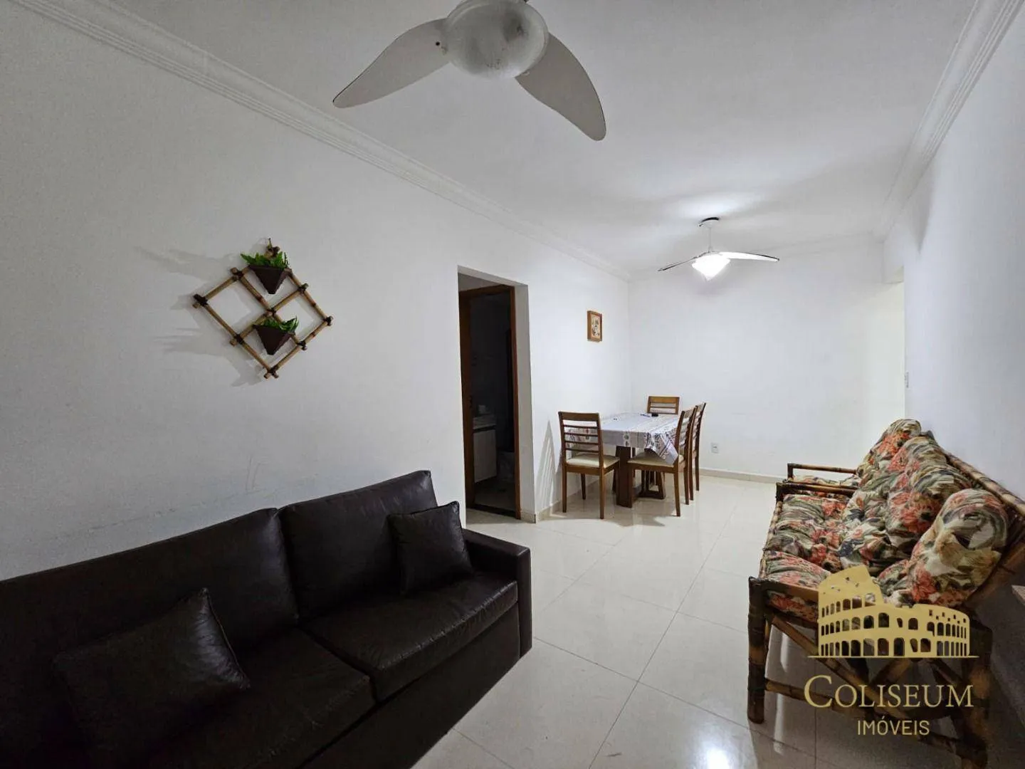 Imagem Apartamento com 2 dormitórios à venda, 86 m² por R$ 540.000,00 - Balneário Flórida - Praia Grande/SP