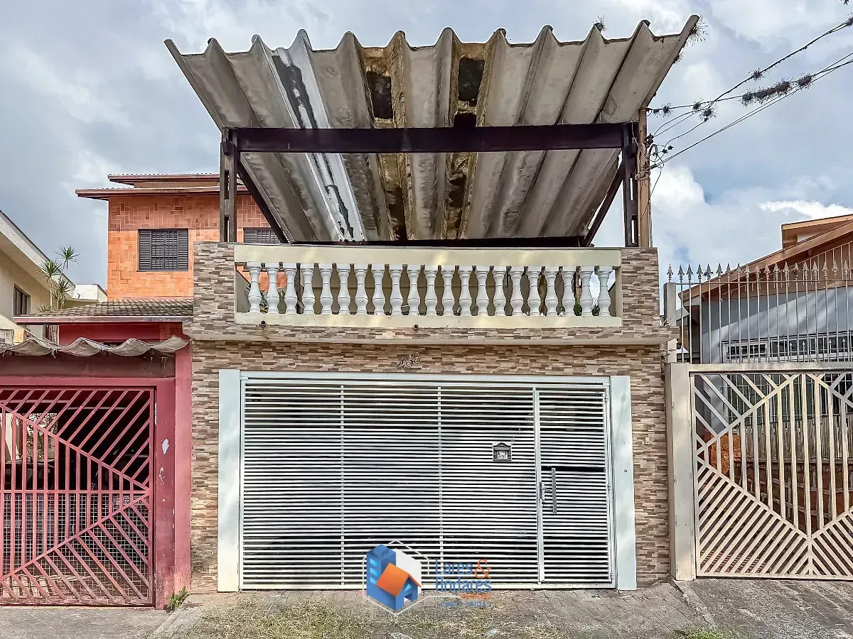 Foto do imóvel Sobrado para venda em Jardim Líbano com 3 quartos, sendo 1 suíte, 161m² em Rua José Queiroz dos Santos