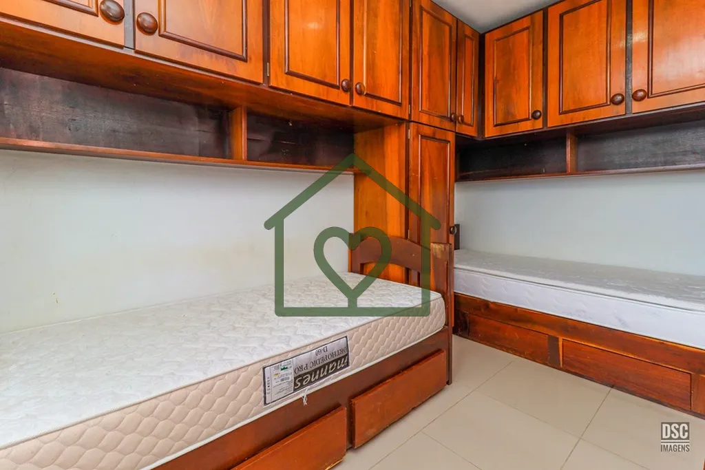 Imagem No bairro Jardim Itu Sabará, na Rua Franklin n° 250, localizado no 4º andar, este apartamento com...