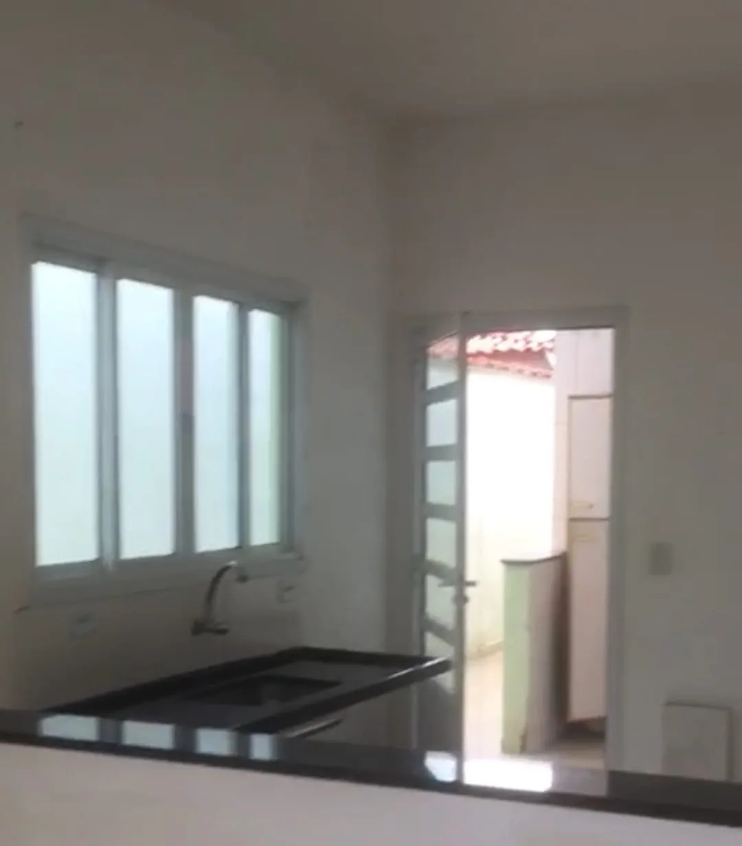 Imagem Casa à venda 2 Quartos, 1 Suite, 2 Vagas, 131M², Mantiqueira, Pindamonhangaba - SP