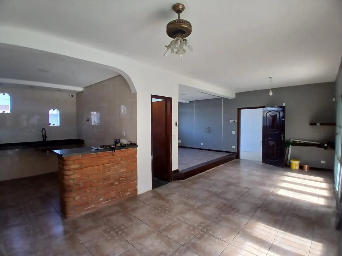 Imagem CASA COM PISCINA PARA VENDA E LOCAÇÃO NO MOSTEIRO EM ITANHAÉM LADO PRAIA ACEITA FINANCIAMENTO BANCARIO
