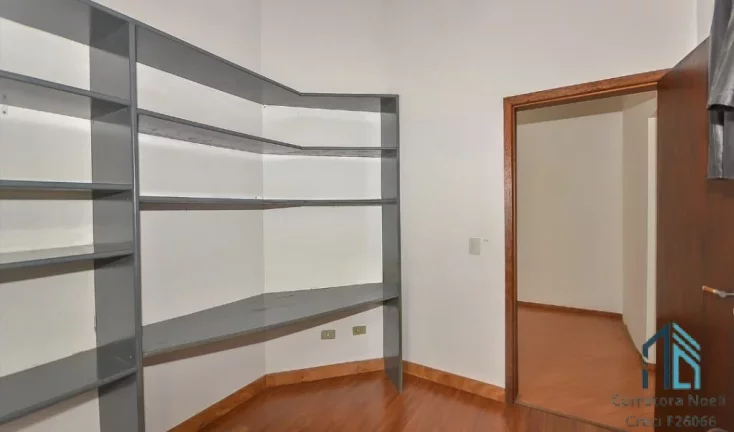 Imagem Casa c/ edícula, residencial/comercial, 03 quartos c/suítes, 10 vagas, no Mossungue em Curitiba - PR