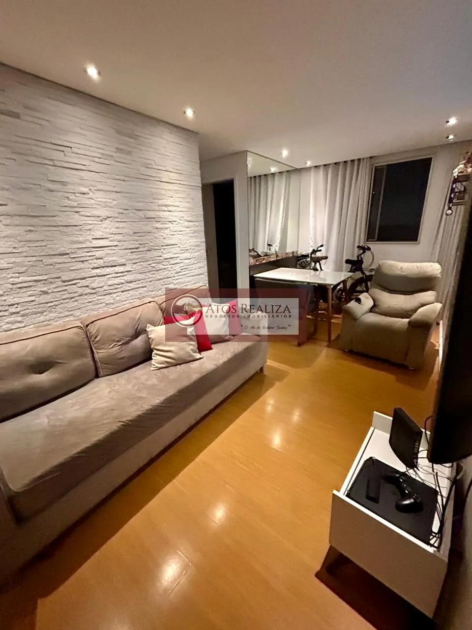Imagem Vendo oportunidade no Jardim Lallo, Apartamento com 2 Dormitórios 1 vaga, 45m², por R$310.000 - Venda.