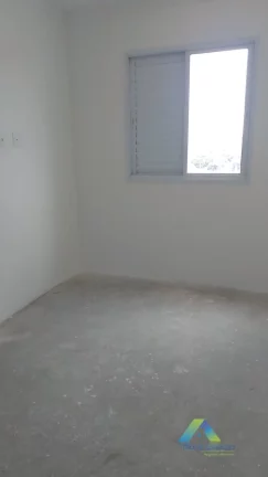 Imagem Apartamento com 03 quartos na Pauliceia -SBC