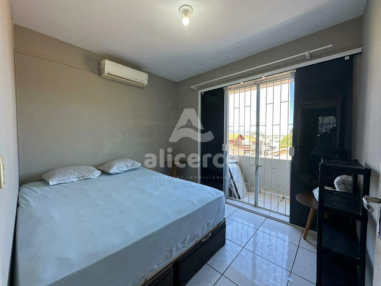 Imagem Casa à Venda na Praia dos Ingleses | Conforto, Privacidade e Excelente Localização em Florianópolis/SC**