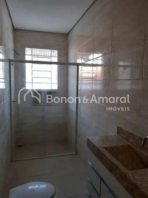 Imagem Casa com 4 Quartos e 2 banheiros à Venda, 242 m² por R$ 725.000
