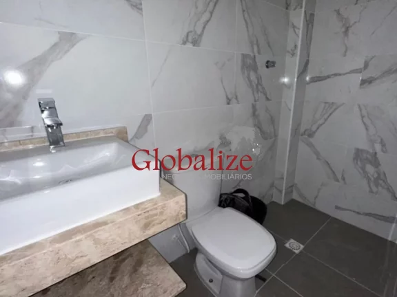 Imagem Sobrado à venda com 140m², 3 suites, piscina, churrasqueira por R$1.480.000,00 na Vila Belmiro em Santos