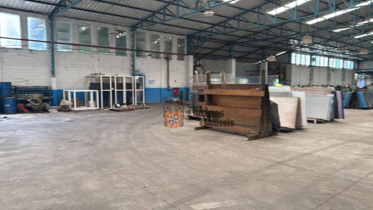 Imagem Galpão à venda, 5800 m² por R$ 10.000.000 - Taboão - Mogi das Cruzes/SP