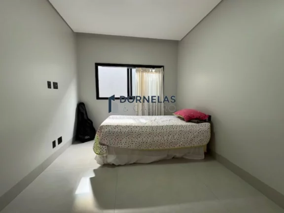Imagem CASA ALTO PADRÃO 3 SUÍTES ARNIQUEIRA ESTUDA TROCA PERTINHO DO PARK WAY