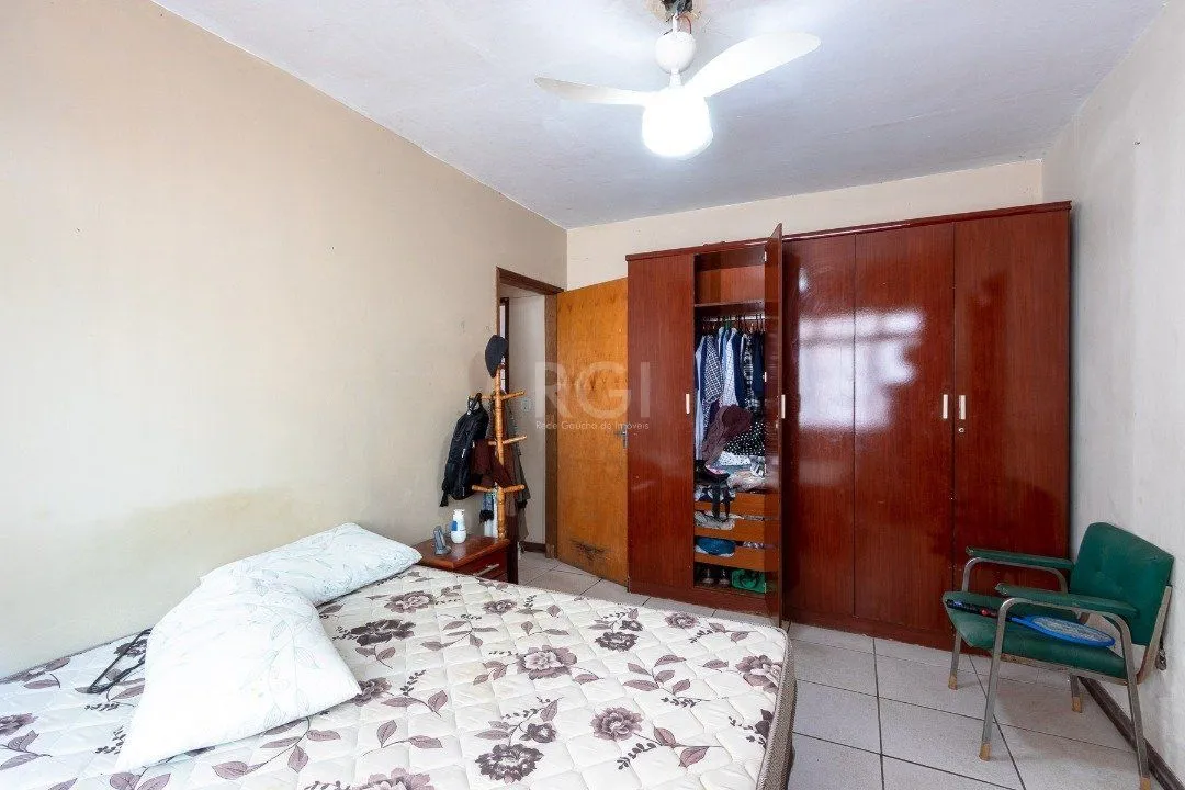 Imagem Casa para Venda - 149.99m², 6 dormitórios, sendo 2 suites, Nonoai