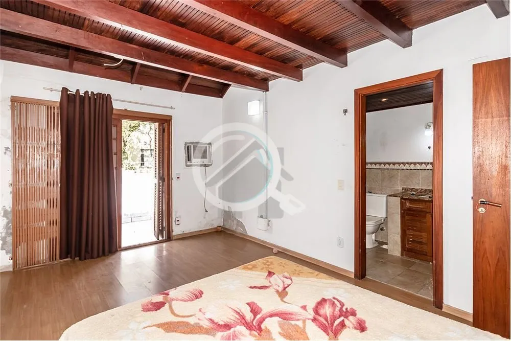 Imagem Esta espaçosa casa, localizada na rua Botafogo, oferece uma oportunidade única tanto para residên...