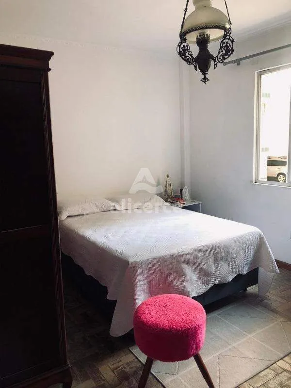 Imagem Apartamento à venda com 3 quartos 1 suíte, 85m² em Centro Florianópolis
