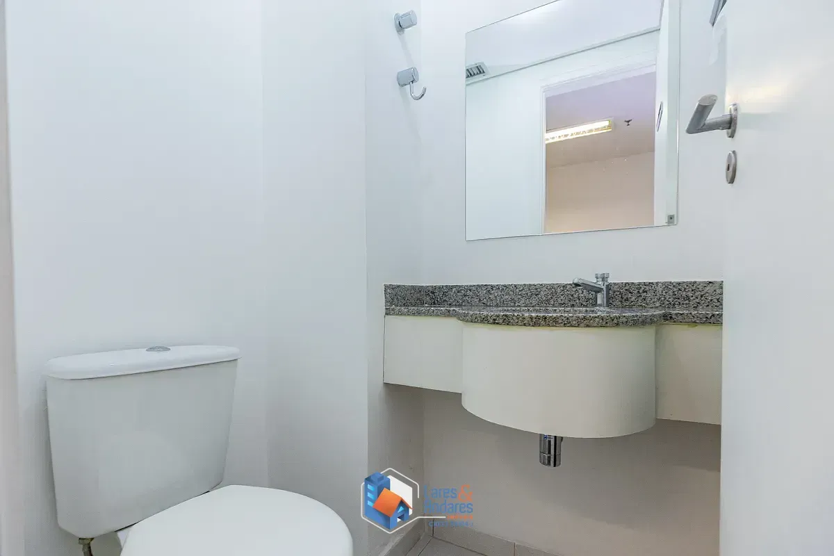 Imagem Conjunto comercial para venda em Cerqueira César, 90m²