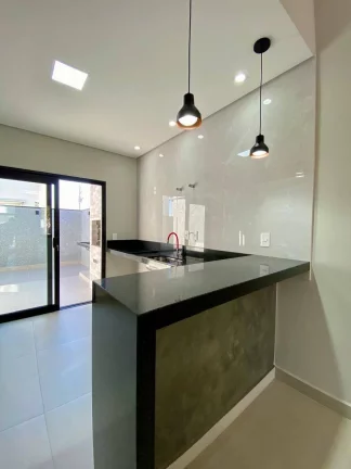Imagem CASA 03 DORMITÓRIOS SENDO 01 COM SUÍTE CONDOMINIO VILLAGIO IPANEMA I