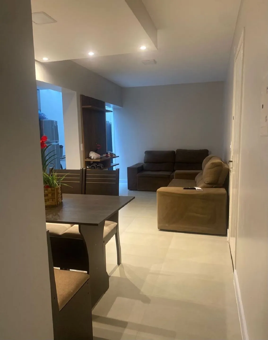 Imagem Apartamento à venda em Torres, Predial, com 2 quartos, 79m2