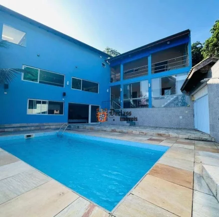 Foto do imóvel Sobrado com 4 suítes à venda por R$ 950.000 - Perequê-Mirim - Ubatuba/SP