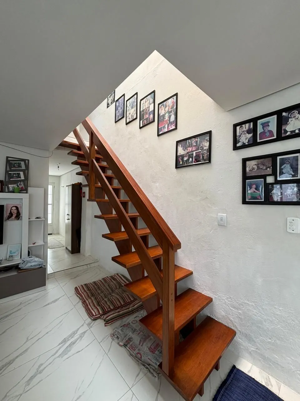 Imagem Casa com 177m², localizado no bairro Azenha em Porto Alegre/RS.
