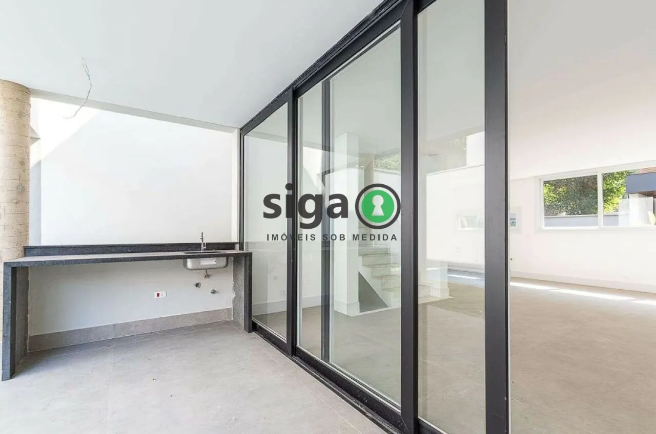 Imagem Casa em condomínio à Venda no Alto da Boa Vista com 4 quartos