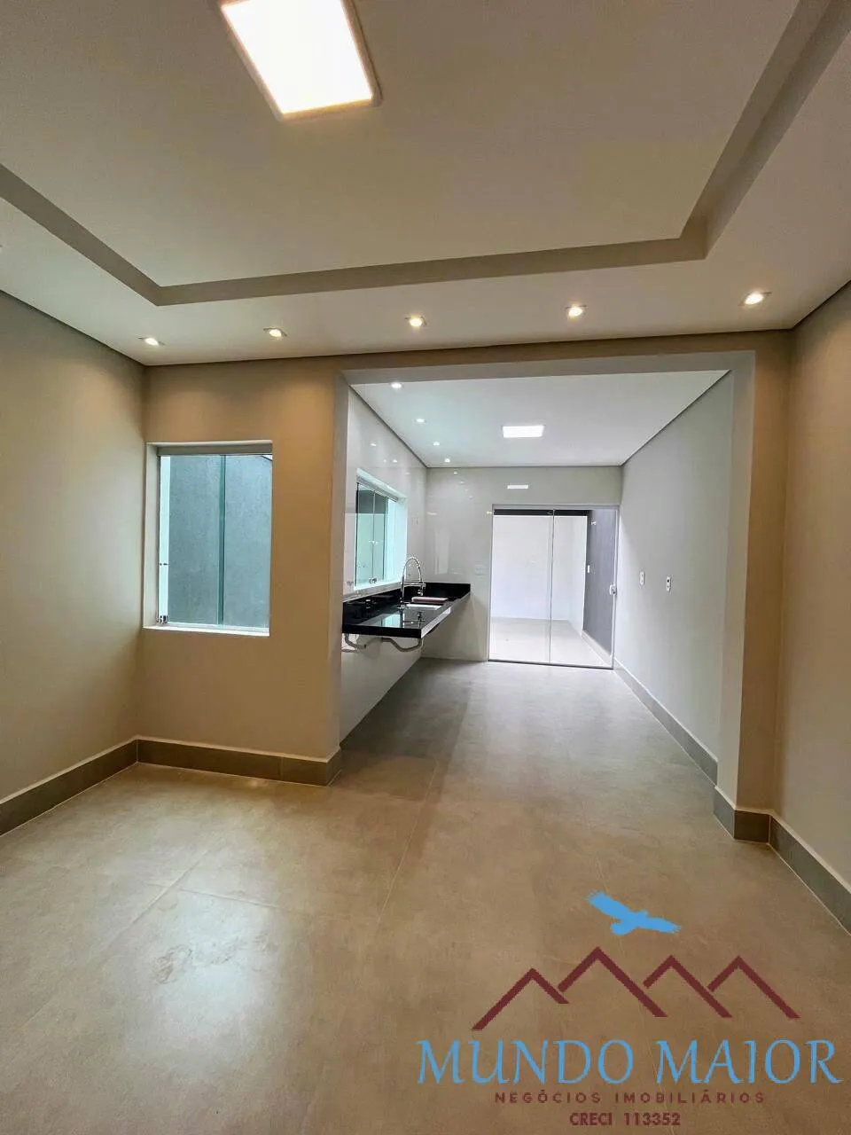 Imagem Sobrado novo 180m2 - 3 dormitorios e 2 vagas e 1 suite - R$ 750.000.00
