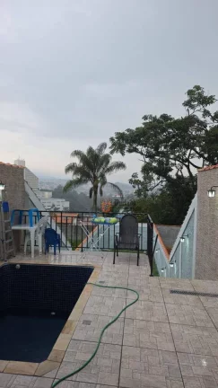 Imagem Sobrado com 2 dormitórios à venda, 80 m² por R$ 699.000,00 - Campos de Atibaia - Atibaia/SP