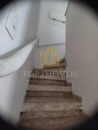 Imagem Oportunidade no Vila Branca! Apresentamos uma belíssima casa em condomínio fechado que une conforto, segurança e praticidade em um só lugar.